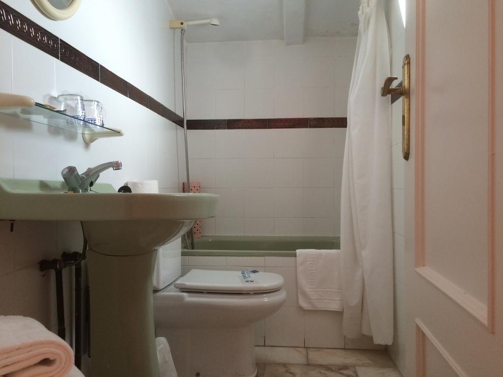 Hotel Hermanos Macias Ronda Phòng bức ảnh